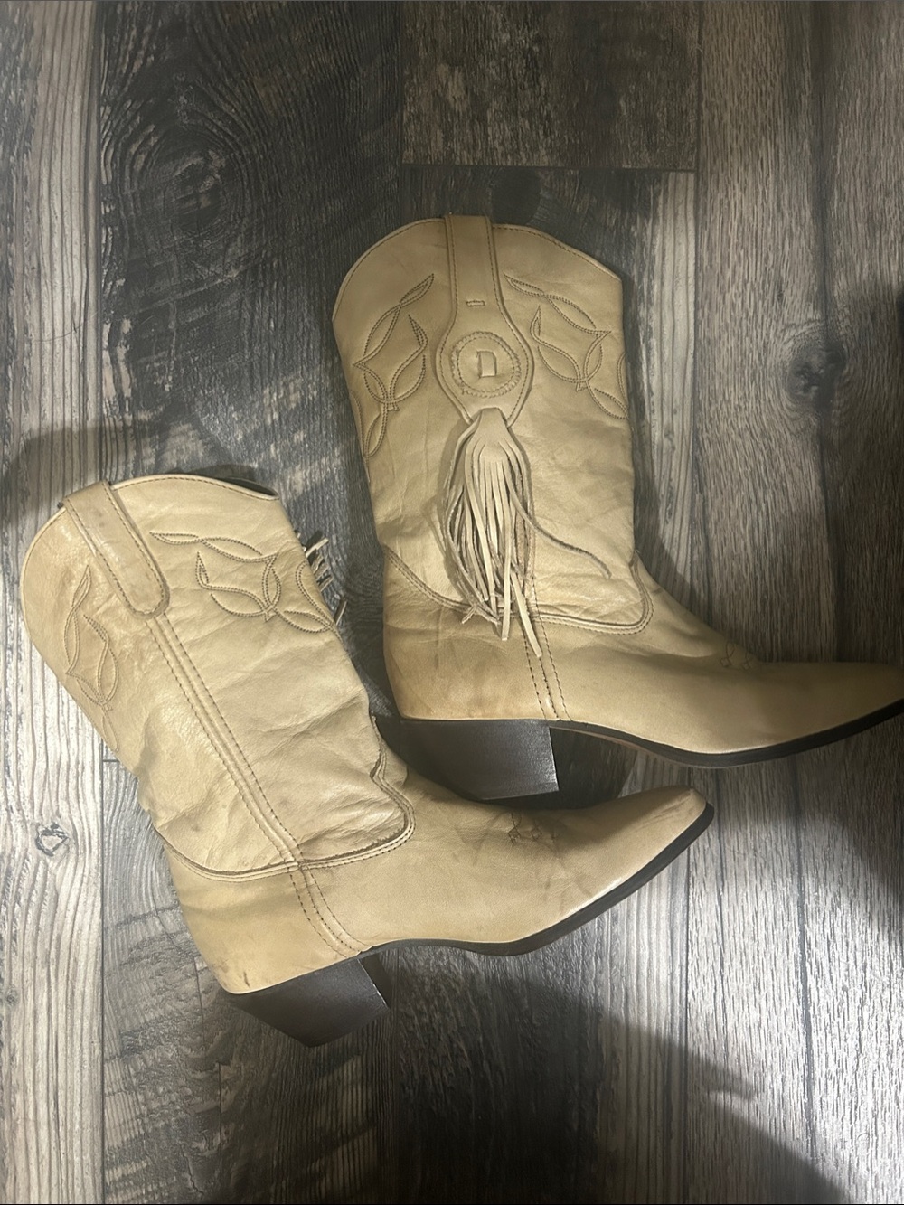 Laredo Tan Fringe Western Cowboy Boots